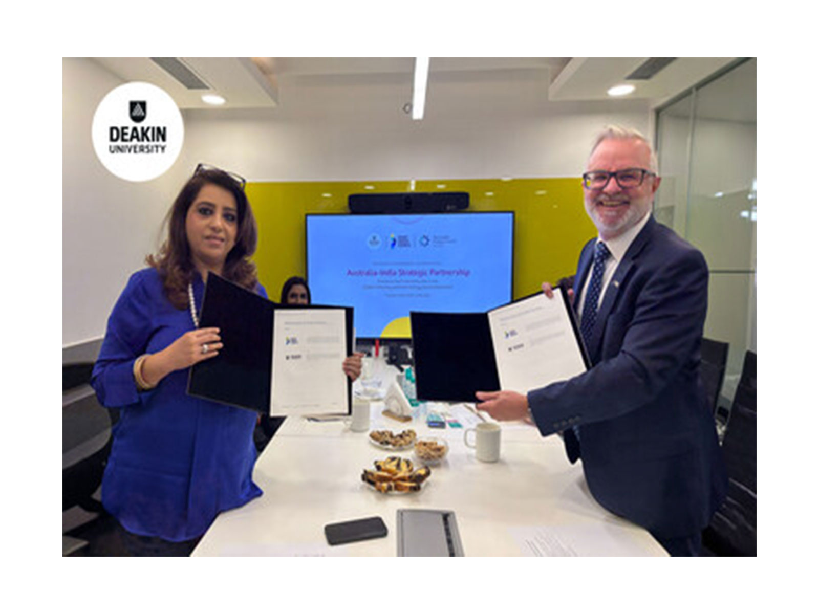 Deakin University and Smart Energy Council, Australia sign MoU for India's Solar Workforce Revolution