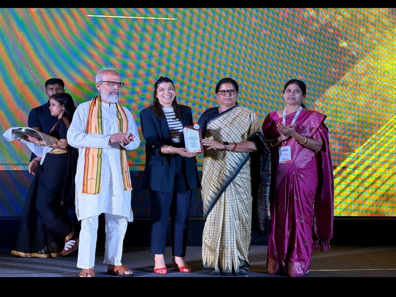 Nitika shahi-Founder Summentor Pro Sales & Marketing Consultants.