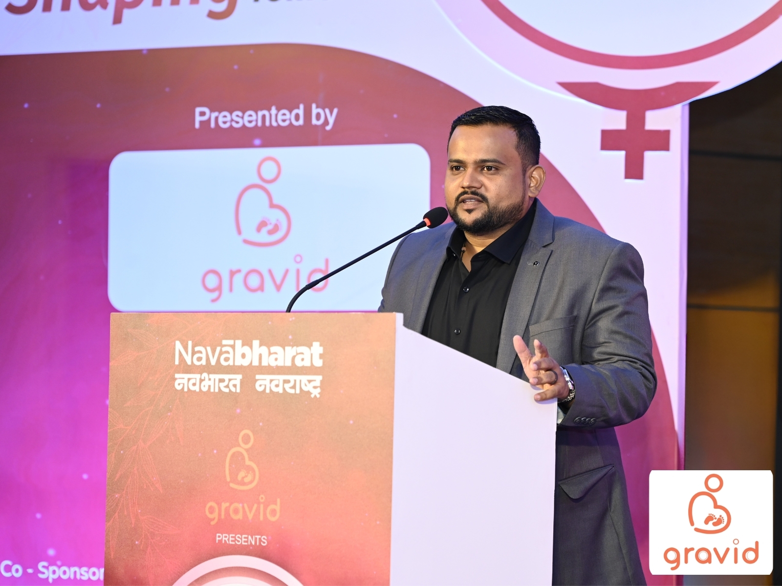 Stanley Samuel addressing at the launch of Gravid App at Navabharat Inspiring Women 2026 Summit, Mumbai