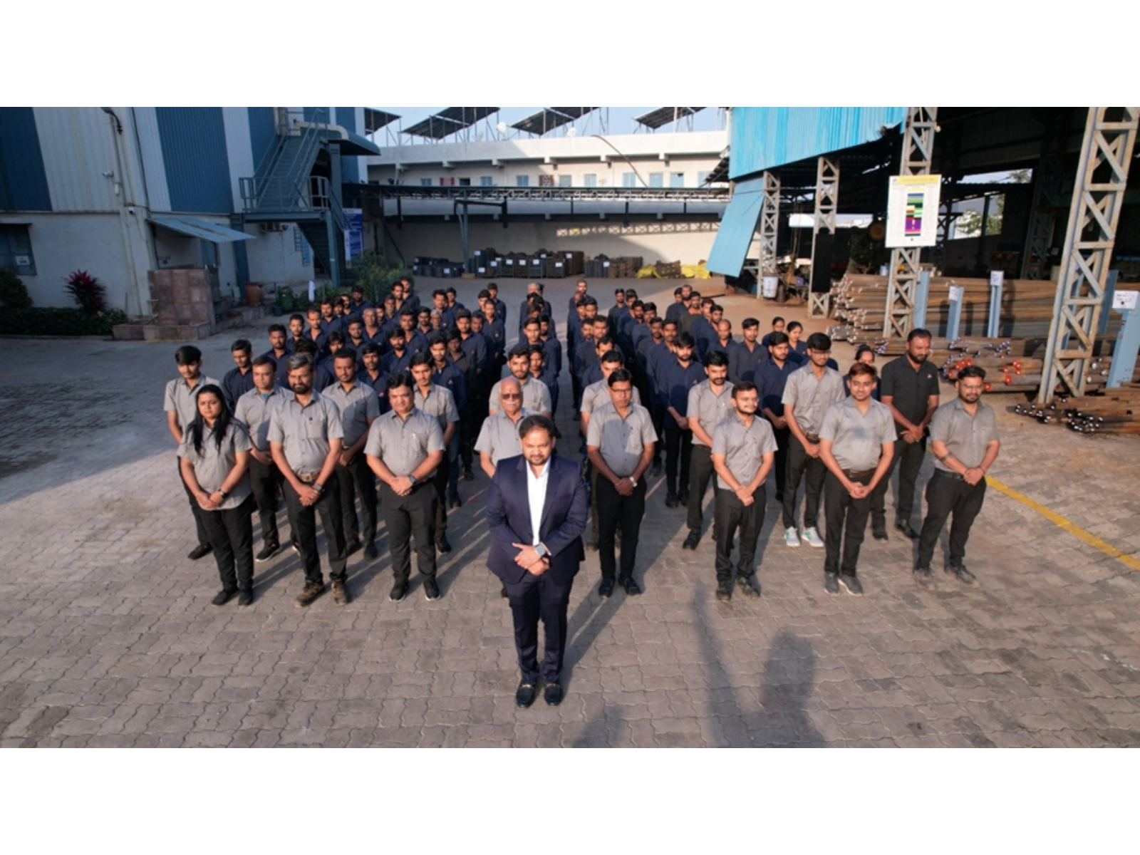 This commerce background Founder took roots in technical manufacturing and built a 150,000 sq ft factory