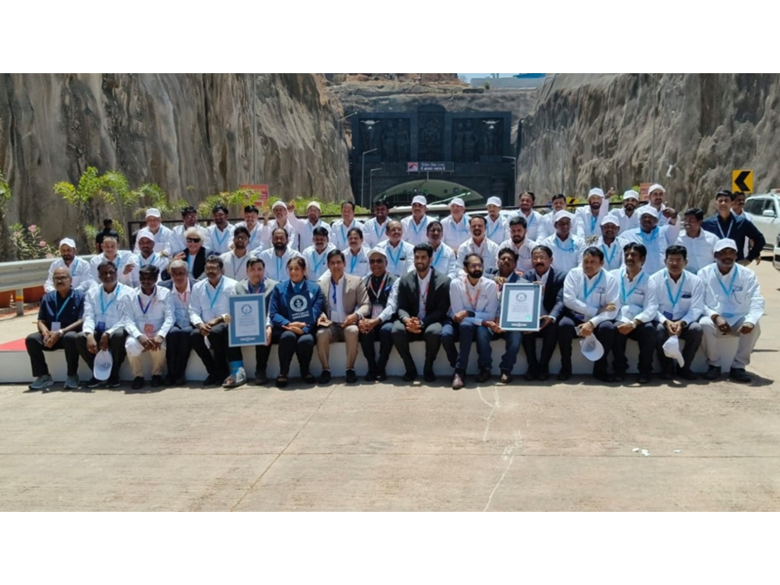 Guinness Glory: CM Devendra Fadnavis praises Navayuga for landmark Missing Link Project