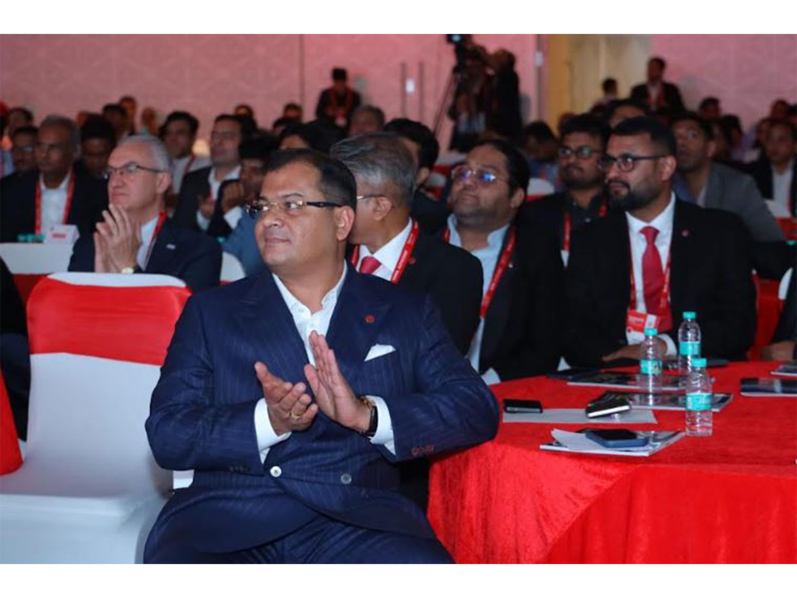 Anil Mohan Kamat CMD MG Group