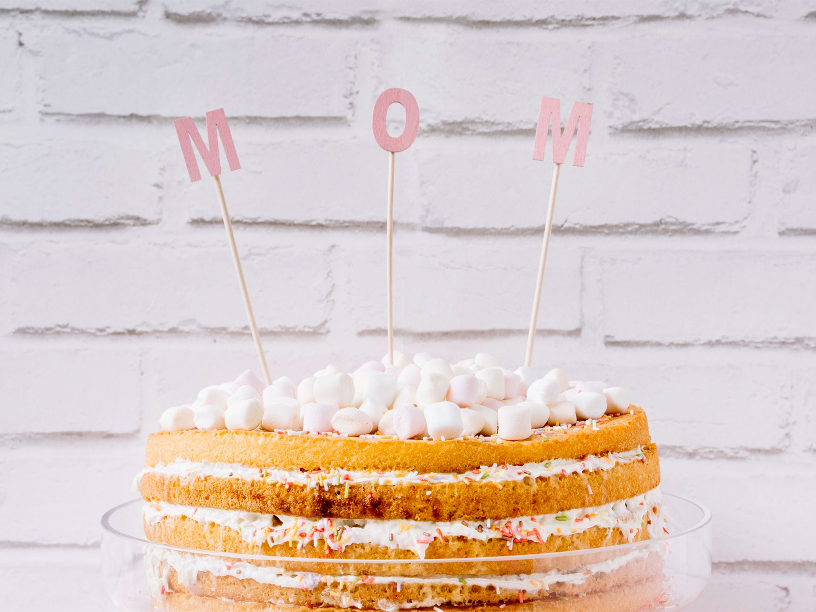 How Cakes Can Make Your Mother's Day Celebration More Special