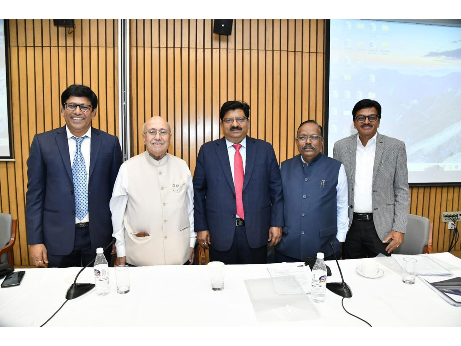 L to R- SK Suravase CE MSRDC,K K Kapila President,Emeritus IRF- IC,Dr Anilkumar Gaikwad VCMD MSRDC&President IRF-IC,DO Tawade ExMember NHAI,Advisor IRF- IC,Hemant Jagtap OSD MSRDC