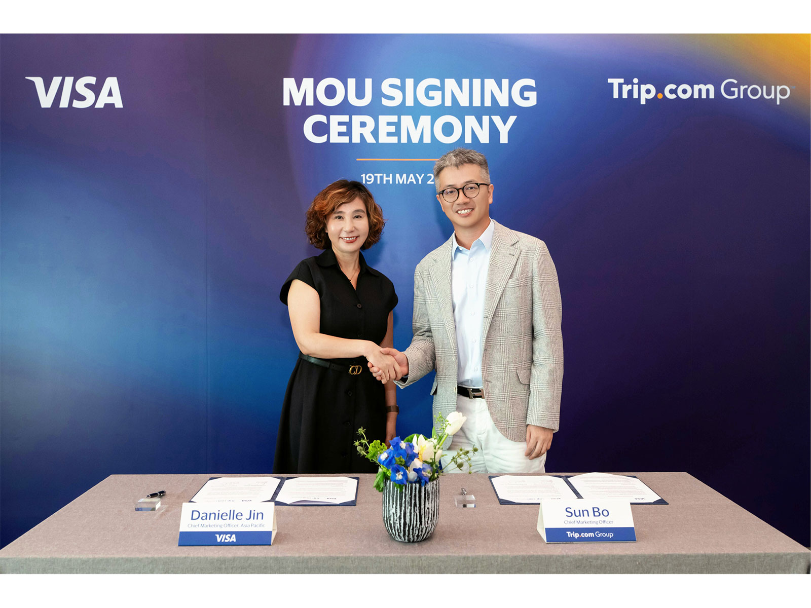 Visa and Trip.com Group Ink Strategic Collaboration, Enabling Consumers to Chase Their Passions Through Travel
