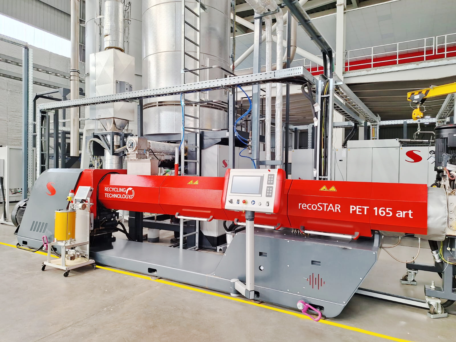 Chemco's rPET recycling facility in Gujarat featuring the Starlinger recoSTAR PET art SSP line
