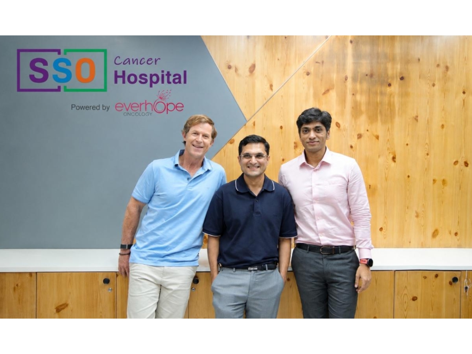 Left to Right: Jonty Rhodes, Dr. Sanket Mehta, Surgical Oncologist and Founder, SSO Cancer Hospitals, and Rahul Singh, Chief Business Officer, SSO Cancer Hospitals.