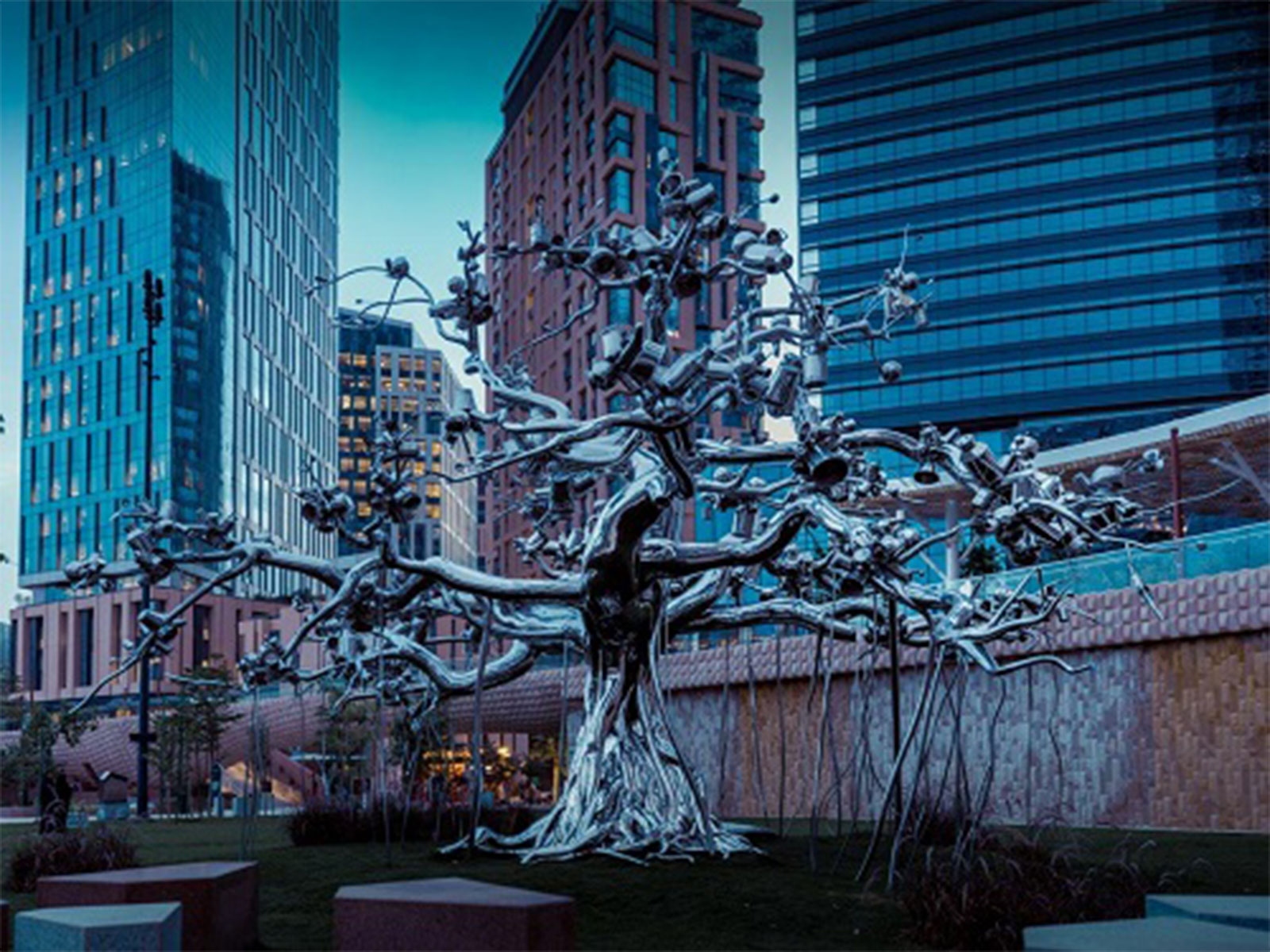 Family Tree, Subodh Gupta. 2020. Stainless steel. King Abdullah Financial District (KAFD), Riyadh. Photograph courtesy of Riyadh Art, 2026. © Subodh Gupta