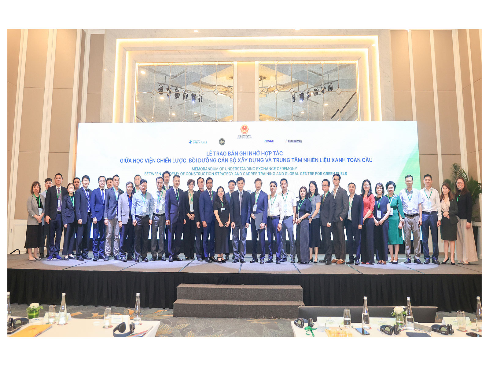 Vietnam Explores Sustainable Aviation Fuel Development at International Conference in Hanoi