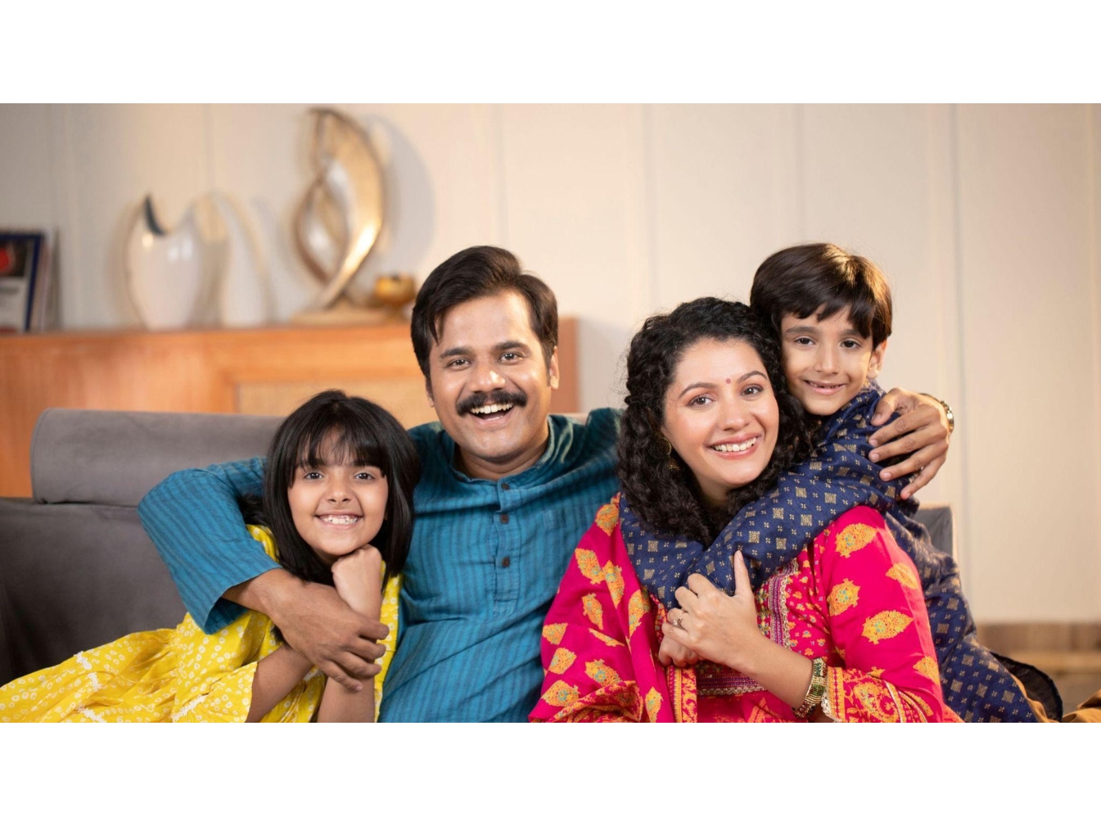 What to Review before Buying Health Insurance for Your Family's Medical Profile