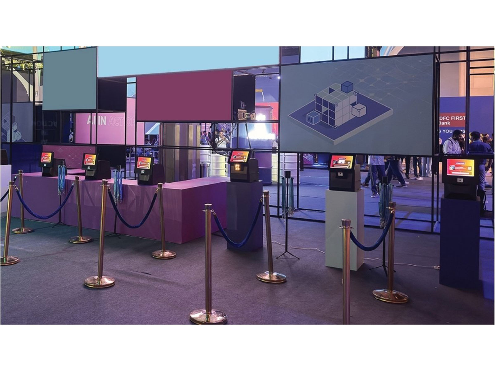 Fastest Indian combines QR, facial recognition, and fast printing technology to generate event badges and facilitate check-ins in 10 seconds