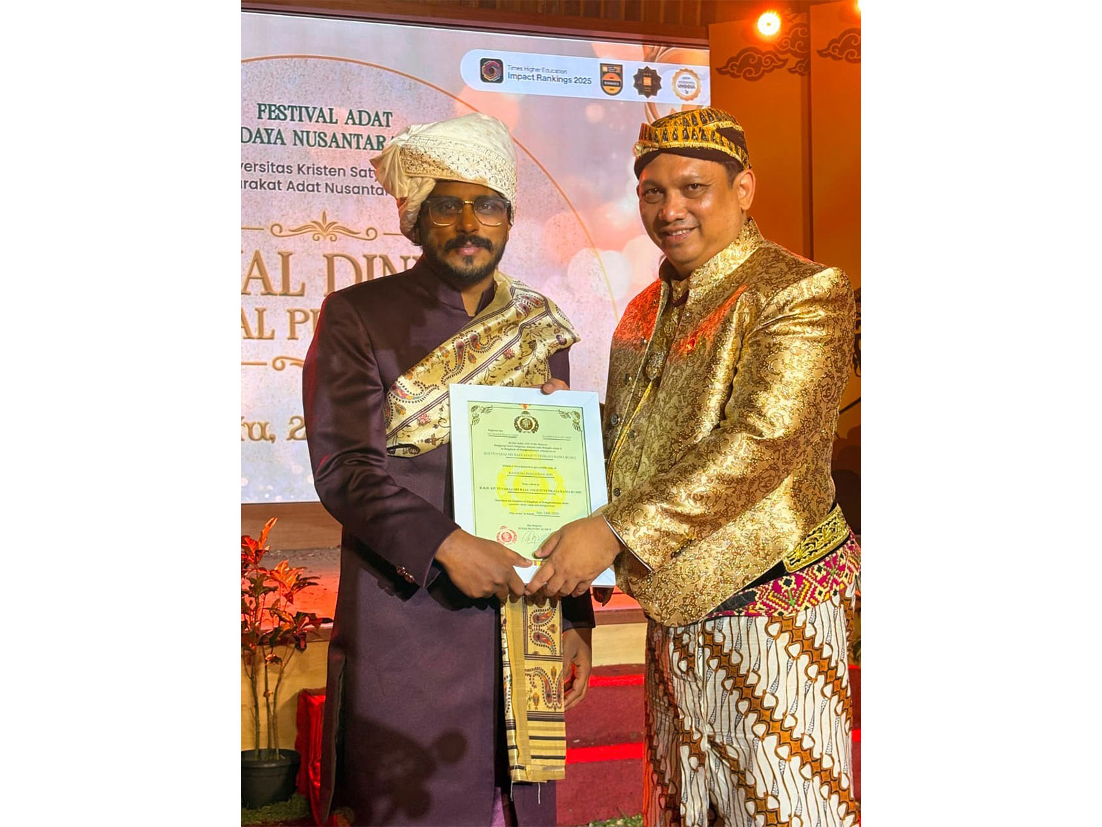 Historic Indo-Javanese Alliance Forged: Indian Royal Heir and Strategic Advisor Honored by Indonesia's Mangkualaman Principality
