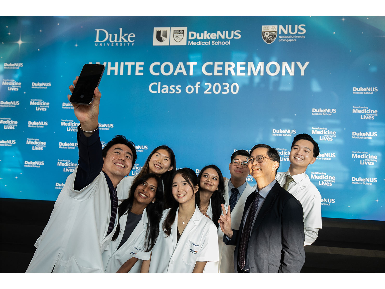 Aspiring doctors from the Class of 2030 with Prof Patrick Tan, Dean of Duke-NUS, as they take the first step towards realising their medical dreams // Photo credit: Duke-NUS Medical School