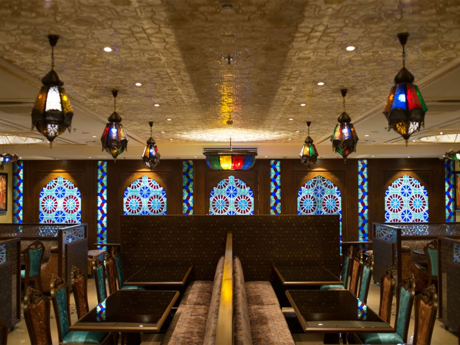 Five Decades of Excellence: How Persian Darbar Turned a Bandra Kitchen Into Mumbai's Mughlai Institution 