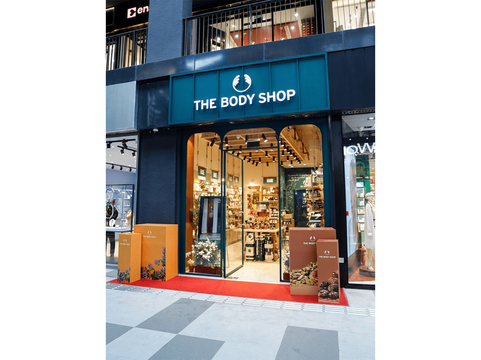 The Body Shop Store, DLF Summit Plaza, Gurgaon 