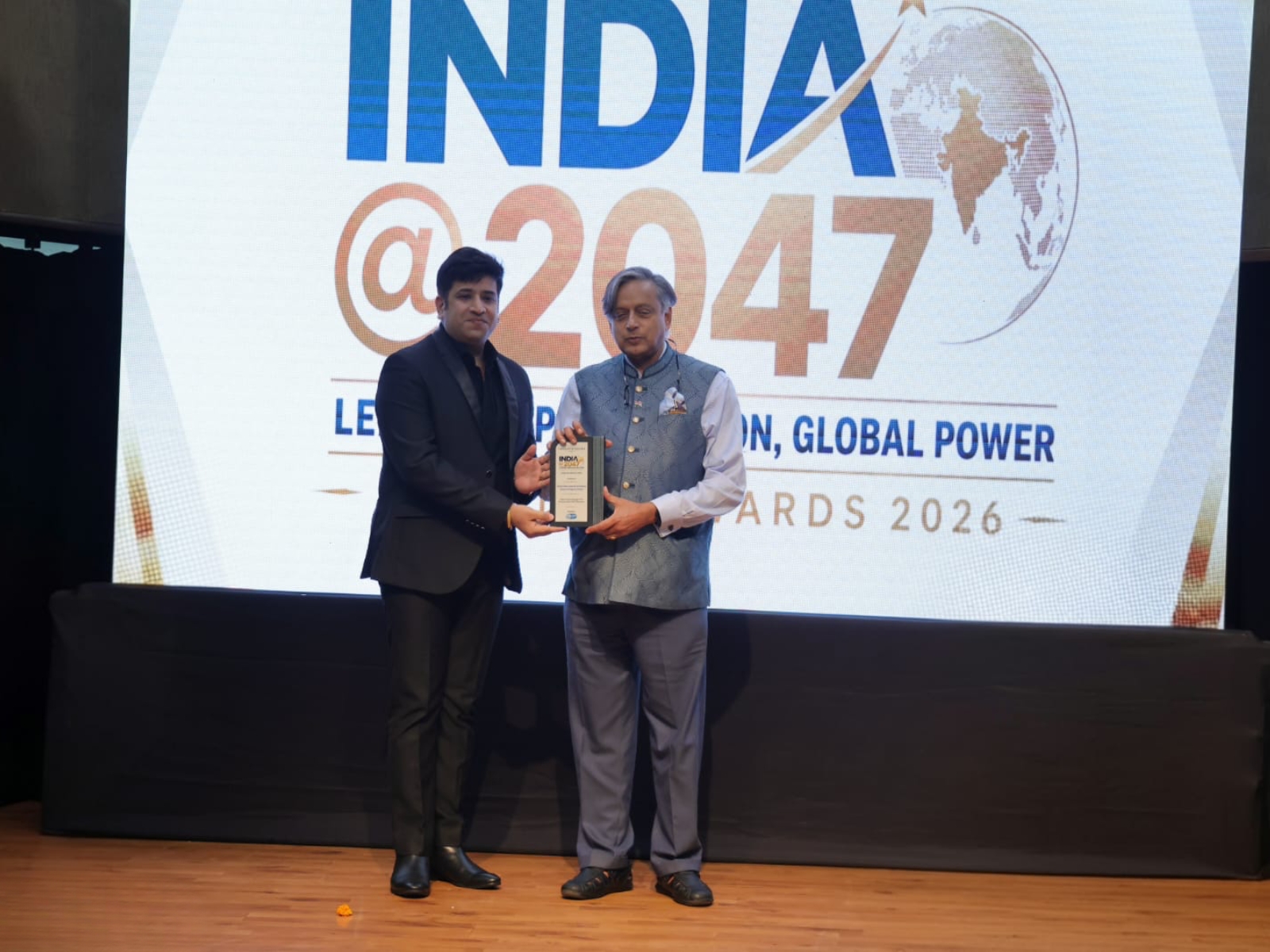 Dr Pratayksha Bhardwaj Honoured with 'Most Trusted Weight Loss & Laser Expert' Award in Delhi