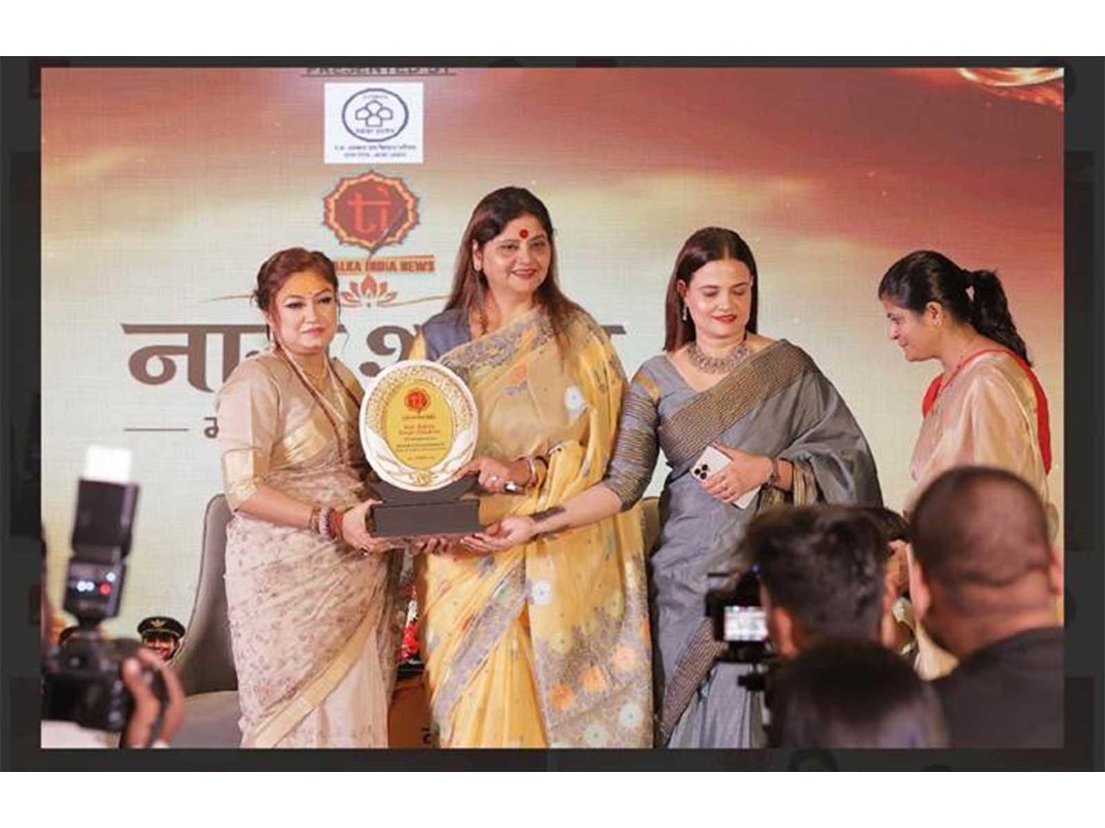 Women's Empowerment Resonates in Lucknow: Dr. Nitisha Malhotra Honoured with Lifetime Achievement Award