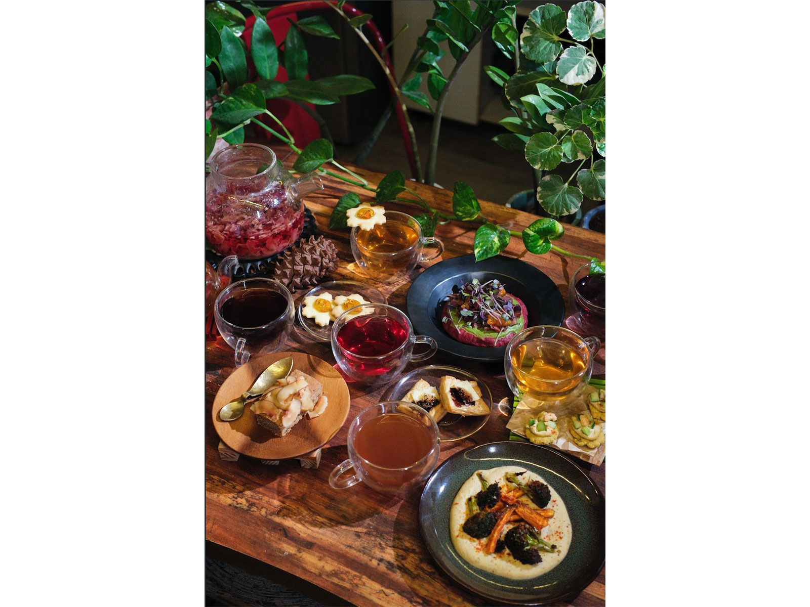 A journey through six cups and thoughtfully paired bites, celebrating India’s enduring love for tea at one of Kolkata’s most iconic tea addresses