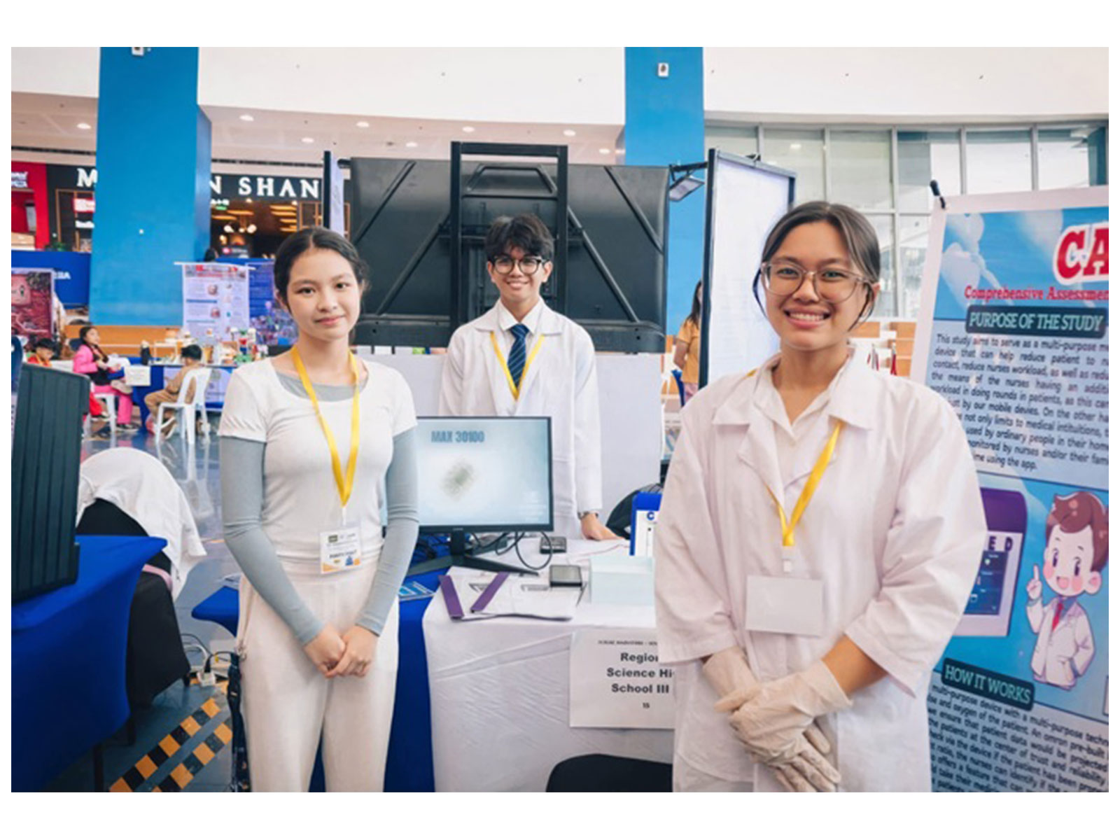 Student Robotics Teams Pitch to Industry Experts in World Robot Olympiad's New Startup-Style Program