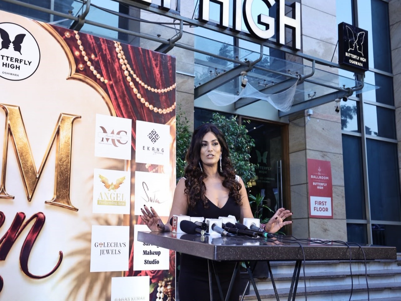 Ruchita Sharma launches The Glam Queen in association with Wedding Window Entertainment