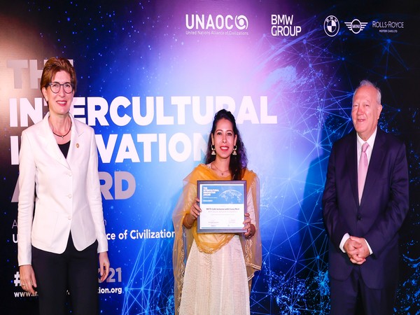 (L-R): Ilka Horstmeier, Member of the Board of Management of BMW AG, Ayesha Alam, Director, Mitti Cafe and Miguel Angel Moratinos, High Representative for the UNAOC