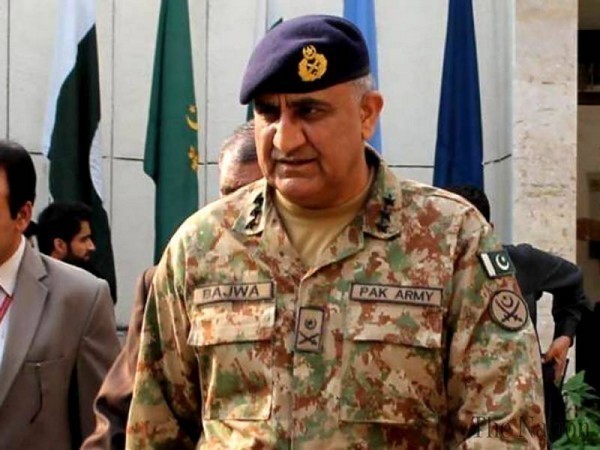 Pakistan's men in uniform 'lording' over Pakistani media organisations
