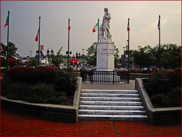 US: Protestors topple Christopher Columbus statue, throw it in water