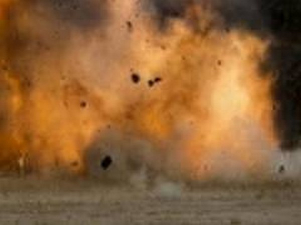 2 guards including police commander killed in Afghanistan car bomb attack