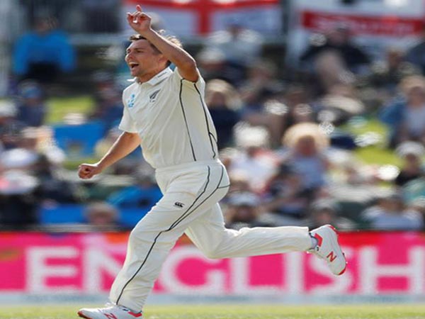 Boult career-best stuns Sri Lanka