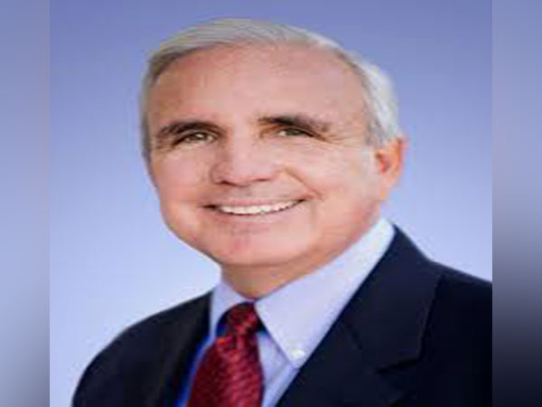 Miami's mayor has a familiar foe: Miami-Dade's mayor. And this war is getting heated
