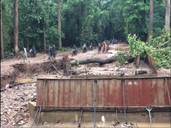 Chhattisgarh: Police organises Civic Action Program in naxal-affected village