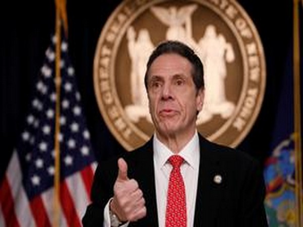 New York Governor urges Trump to sign executive order necessitating wearing masks