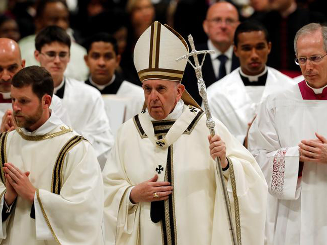 Easter celebrations marked by prayers for world peace
