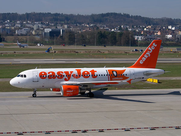 Easyjet check-in staff to go on strike for two weeks this month