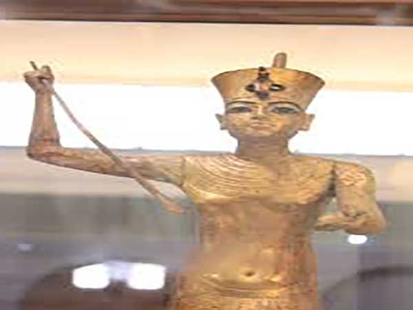 Egypt tries to halt the auction of Tutankhamun statue in London next month