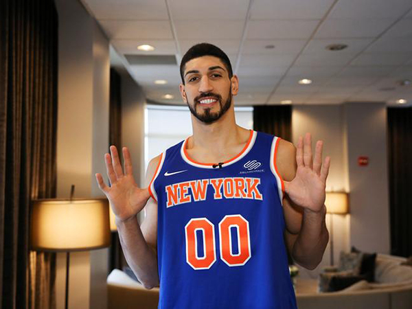 Kanter questions playing time after Knicks' loss to Rockets