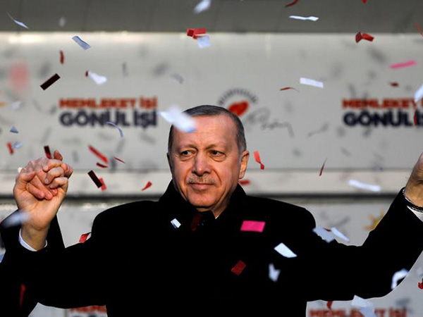 Trump, Erdogan hold phone call ahead of US-Turkey military meeting
