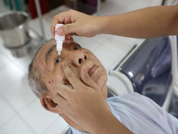 Eye drops and ointment sold at Walgreens, Walmart recalled due to sterility concerns