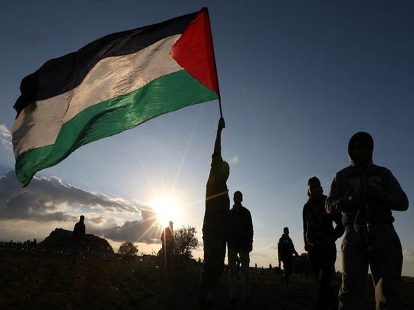 Israeli forces kill Palestinian near checkpoint in West Bank