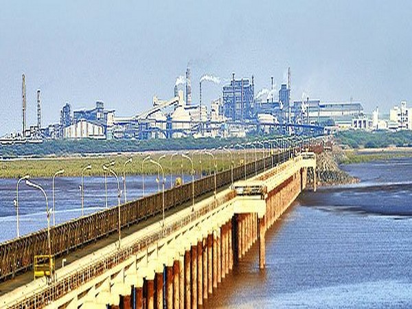 High input costs, weak macros pull down Hindalco's Q4 profit to Rs 506 crore