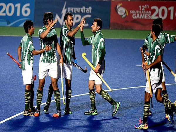 Bajwa vows to improve Pakistan's hockey fortunes