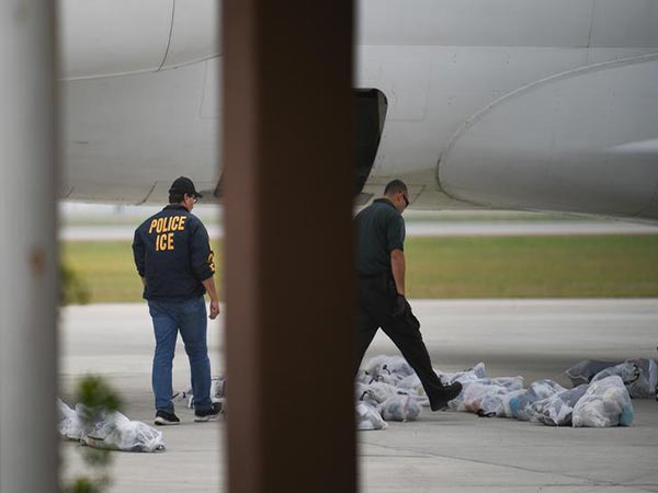 Trump delays planned ICE raids to see if Congress can solve border crisis