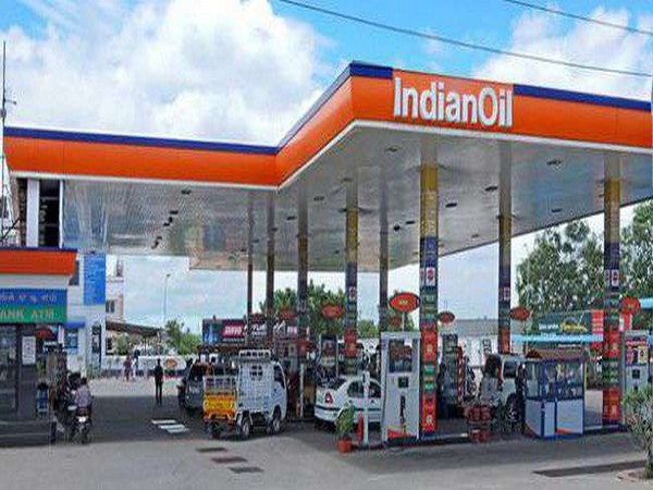 Indian Oil's profit jumps 17 pc to Rs 6,099 crore in FY 19