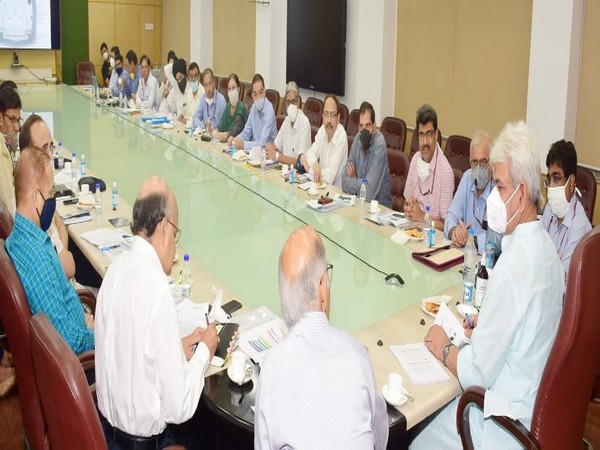 J-K Lt Governor reviews progress on Udhampur-Srinagar-Baramulla railway line