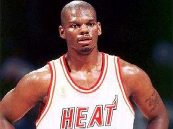 Former UK teammates salute Jamal Mashburn: 'He made us go'
