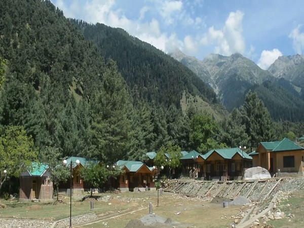 Huts, cafeteria, trekking camps coming up at Kashmir's Chattpal tourist destination