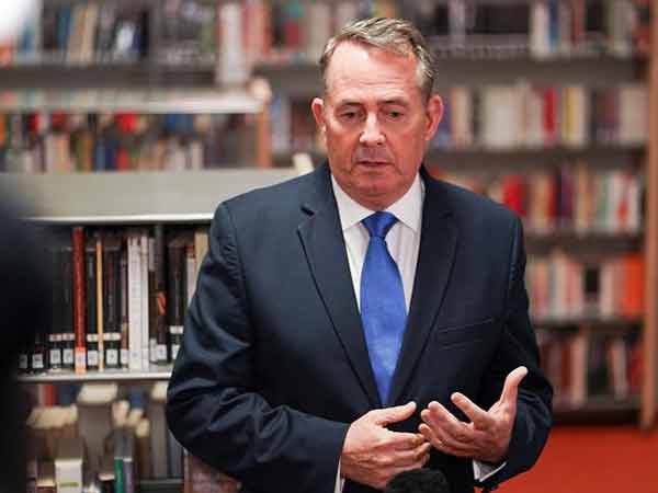 Police to investigate leak that ousted UK ambassador Darroch