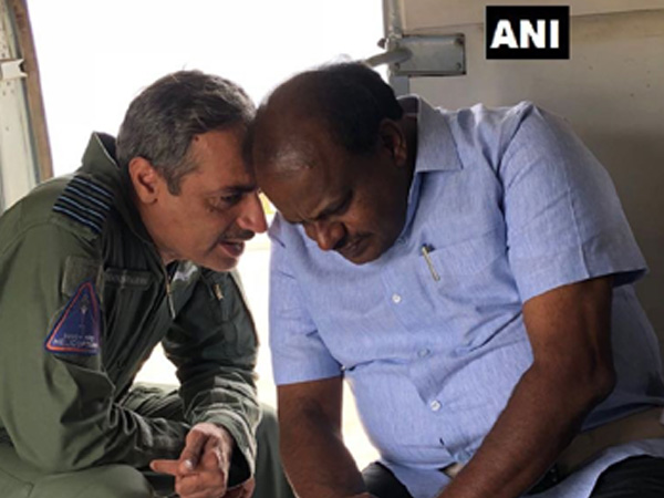 K'taka floods: Kumaraswamy conducts second aerial survey in Kodagu district