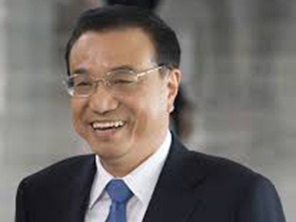 Chinese premier pledges to promote ties with Cambodia to new high