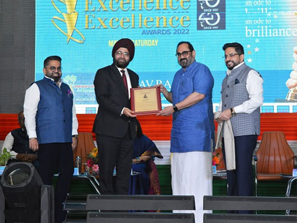 People Builder Award to KS Bakshi, Group Head-HR, InterGlobe Enterprises.
